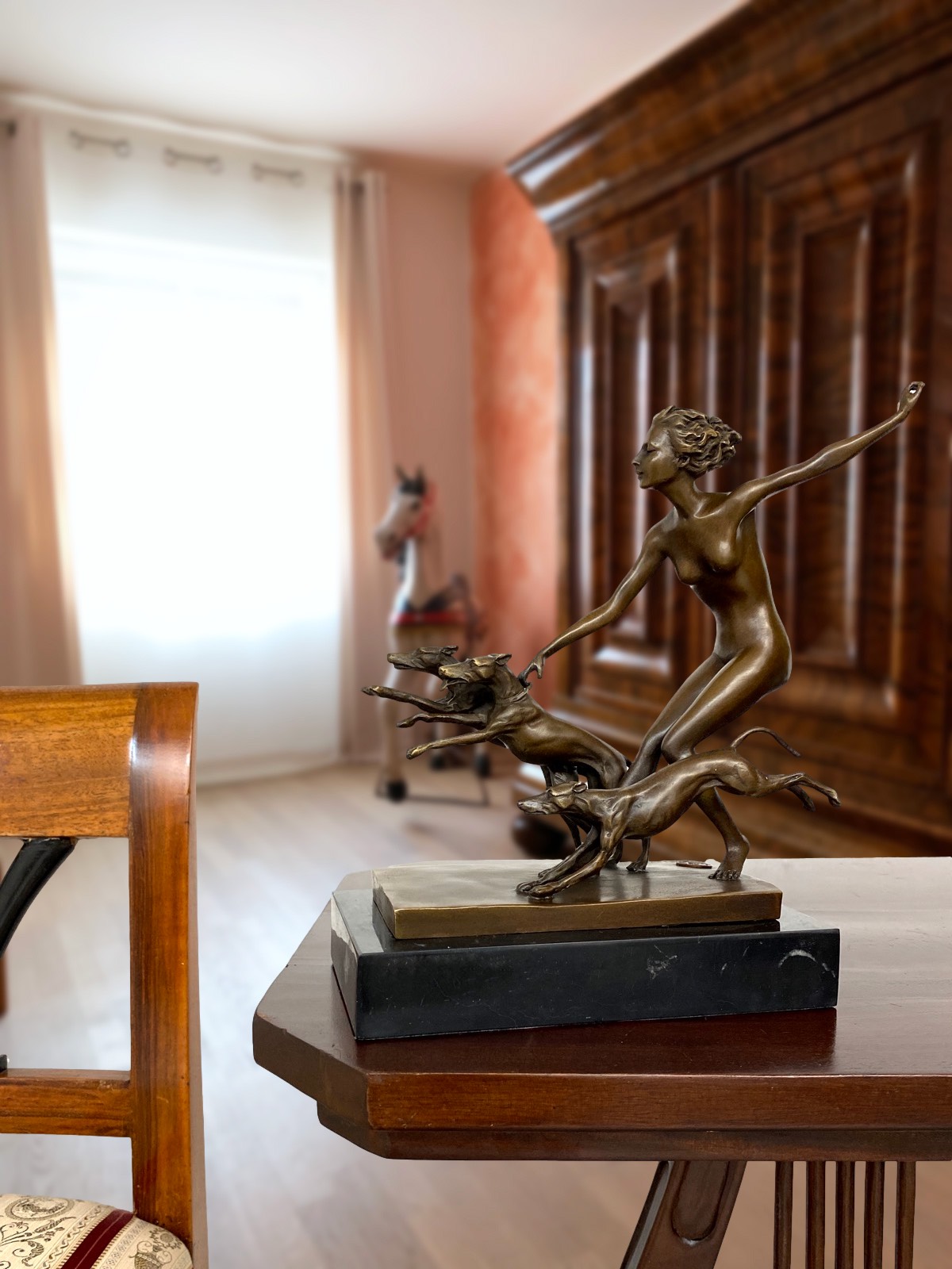 Bronzeskulptur Figur Göttin Diana Hund nach Lorenzl Antik-Stil Replik Kopie (d)