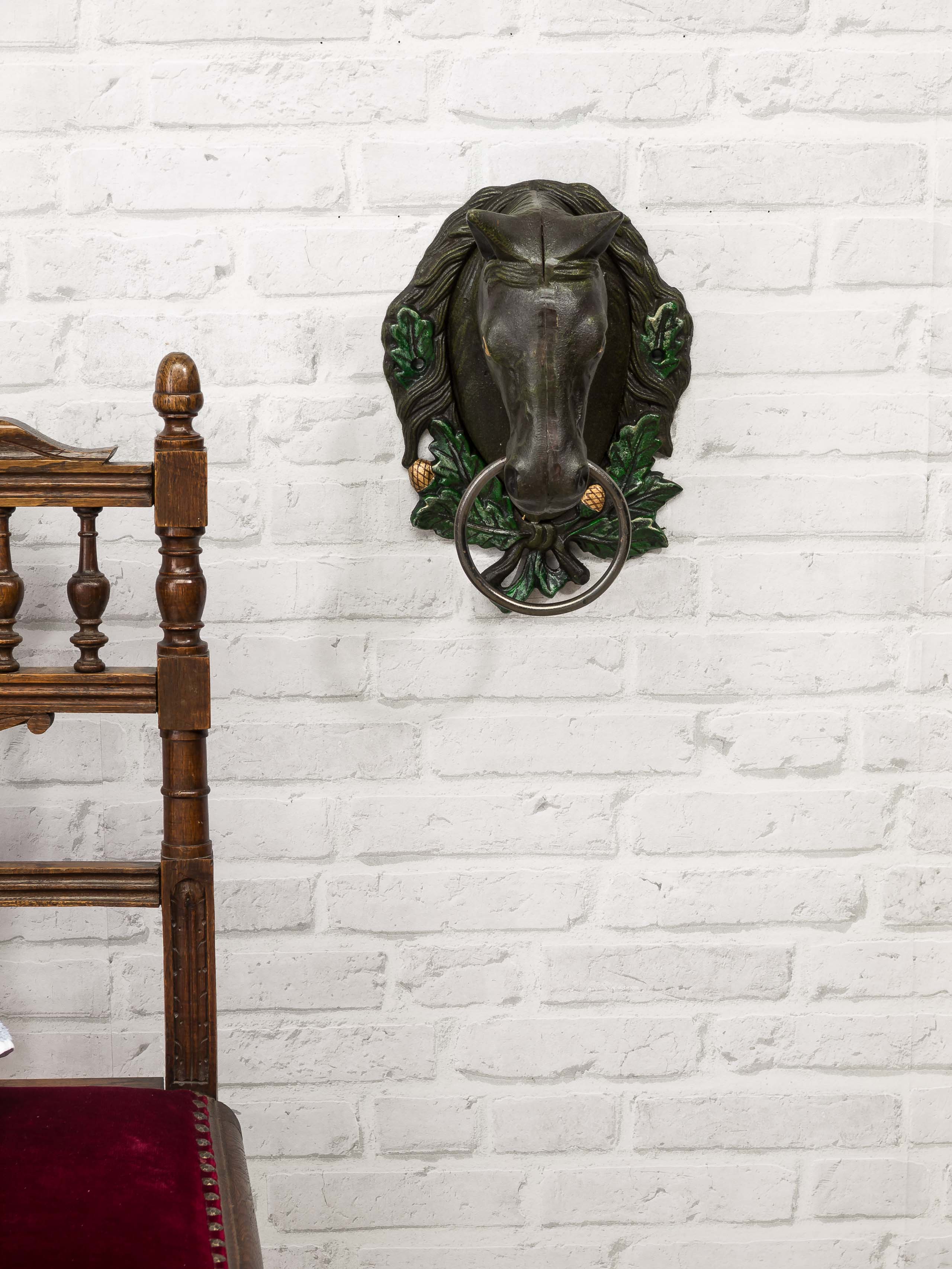 NG-55-1 Wandgarderobe Pferd Handtuchhalter Eisen brown horse head towel holder Antikstil