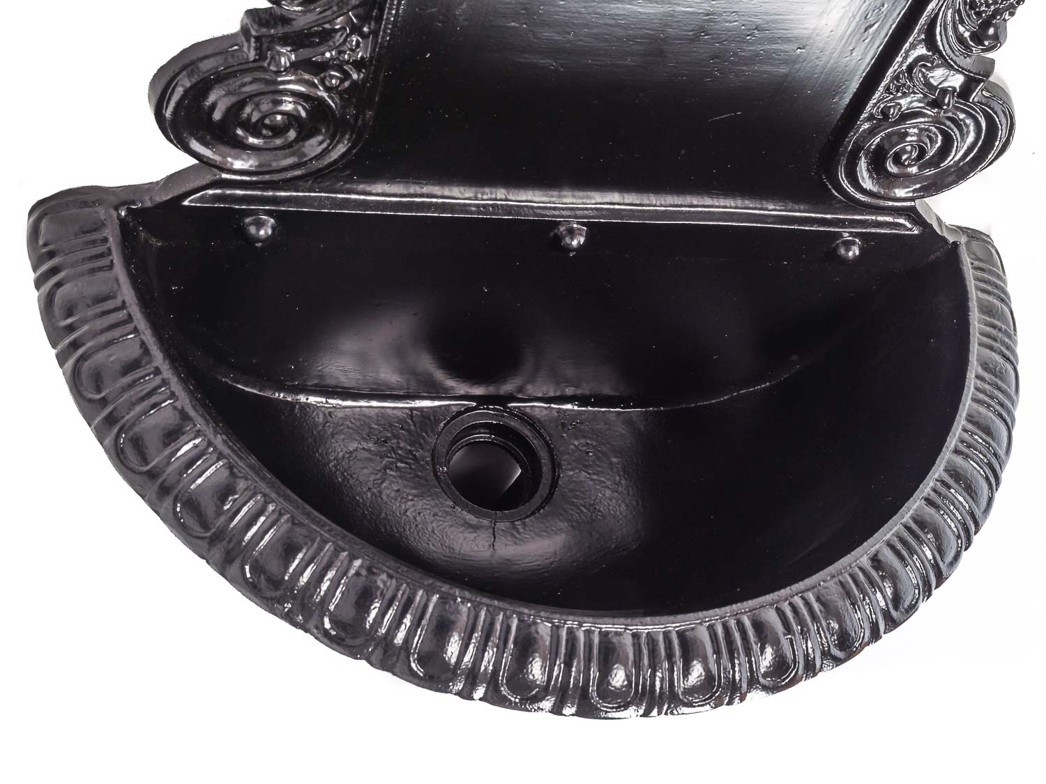 2016-09-03_Auktionshaus_084 Brunnen Wandbrunnen Aluminium Waschbecken im Nostalgie schwarz Antik-Stil 72cm