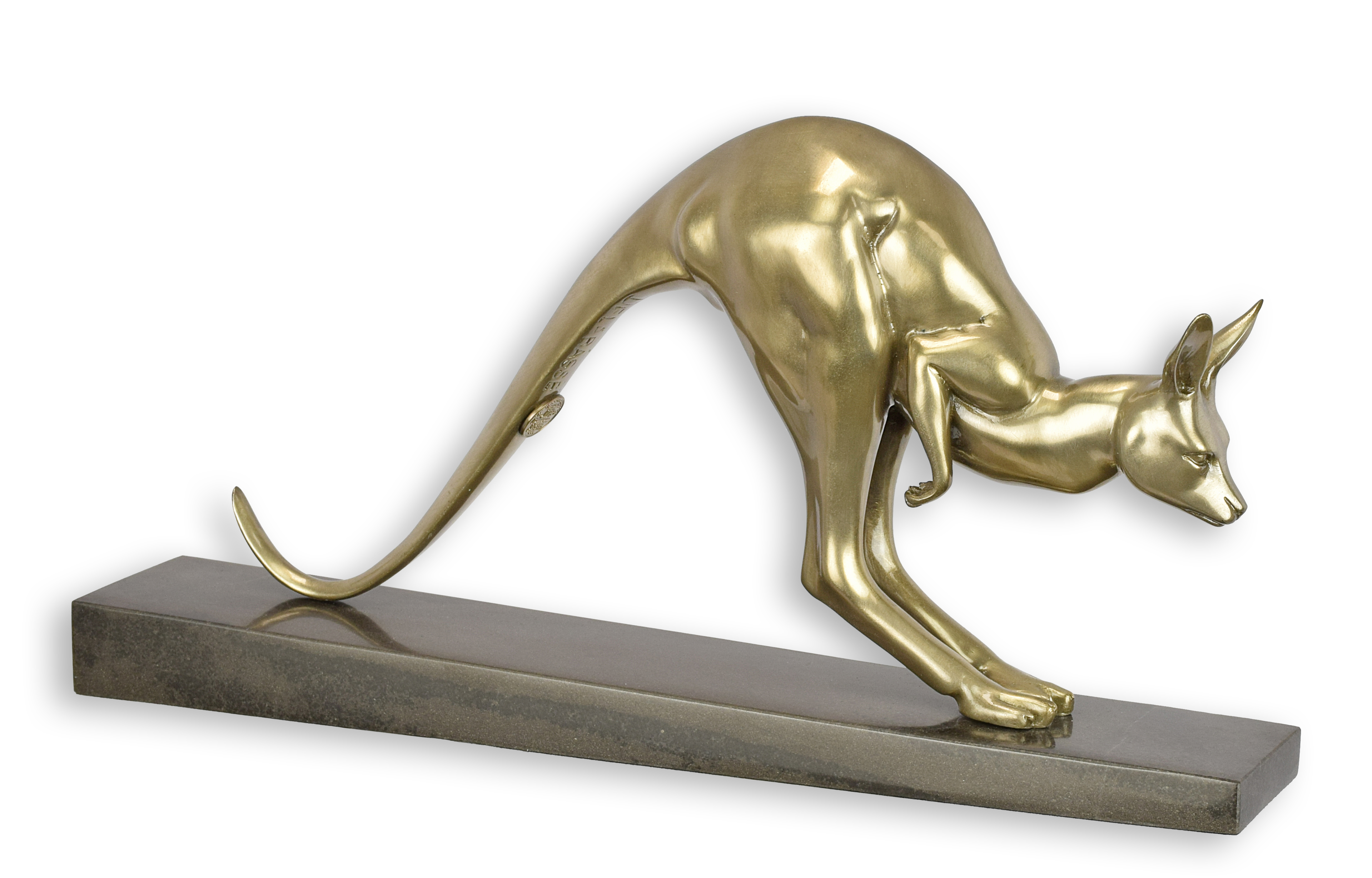 Bronze sculpture of a kangaroo after Delabasse 33cm replica retro design decoration