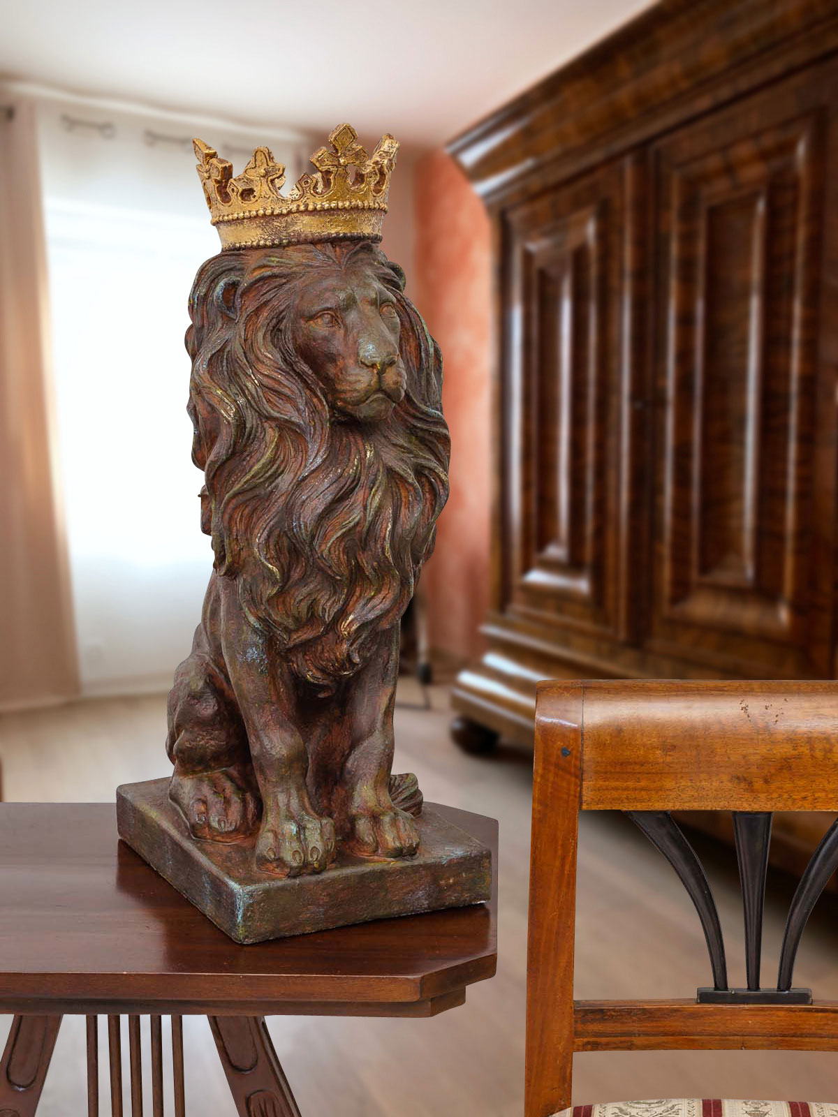 LH-1-8 Skulptur Löwe mit Krone Figur Statue Raubkatze Kunststein Antik-Stil 57cm