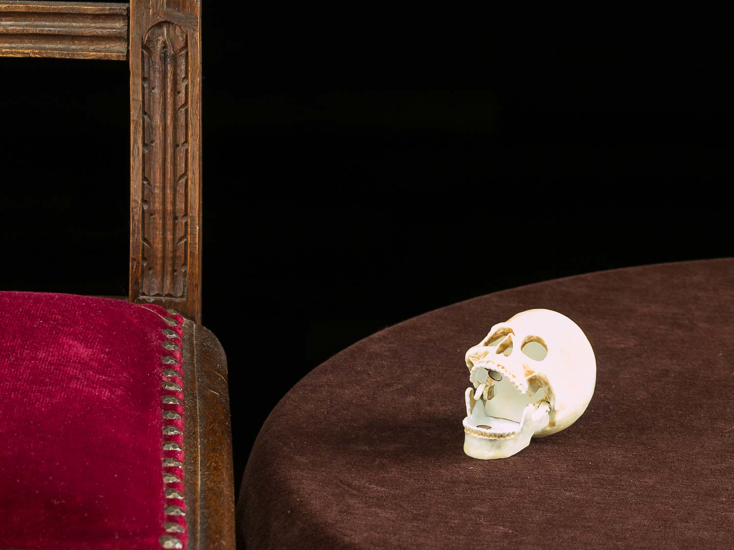 2016-03-29_Auktionshaus_090 Schmuckschatulle Totenkopf Pillendose Gothic Schmuckdose Dose Pillenbox