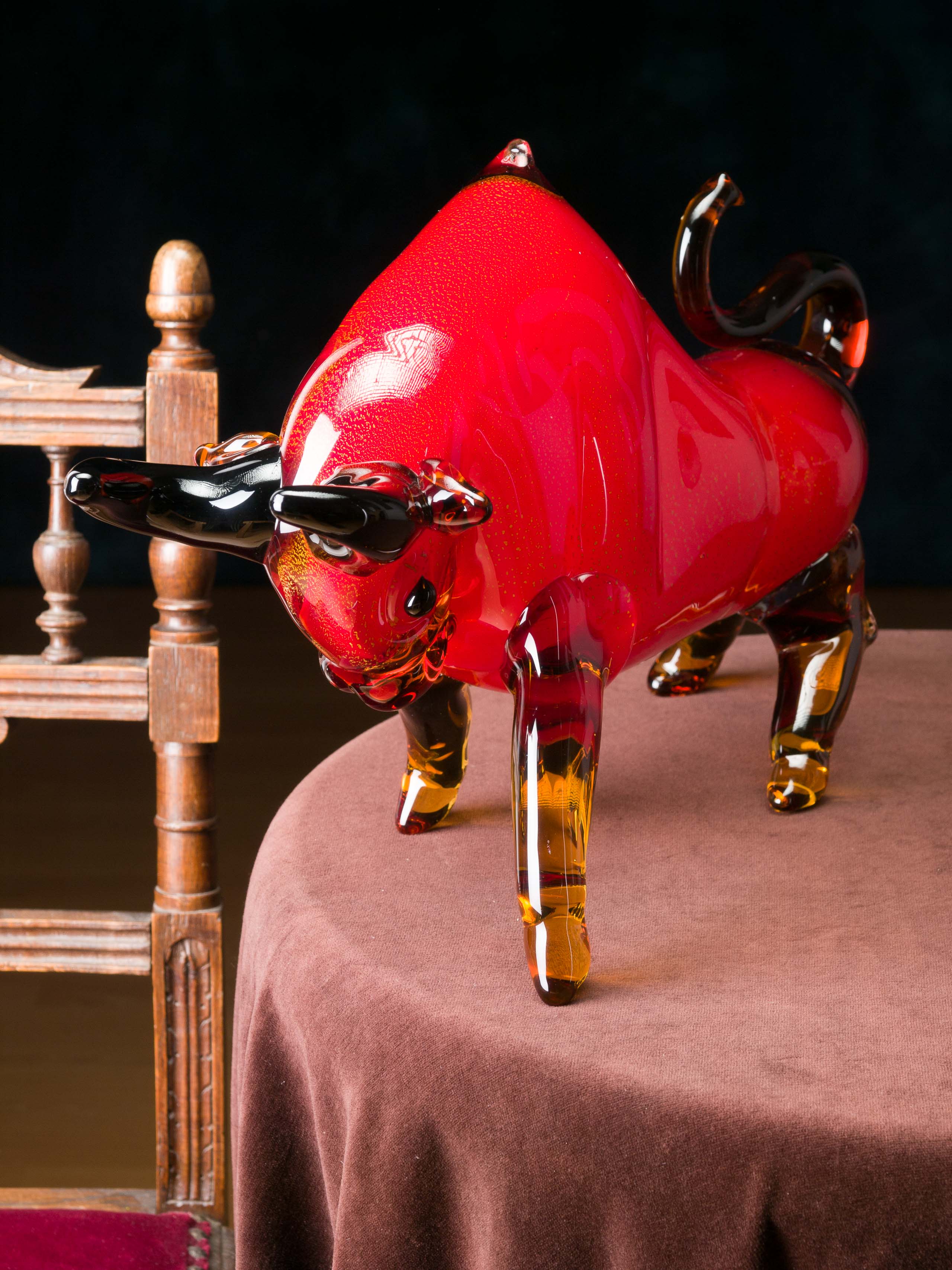 Stier aus Glas Figur rot Taurus glass bull Dekoration große Skulptur 48 cm