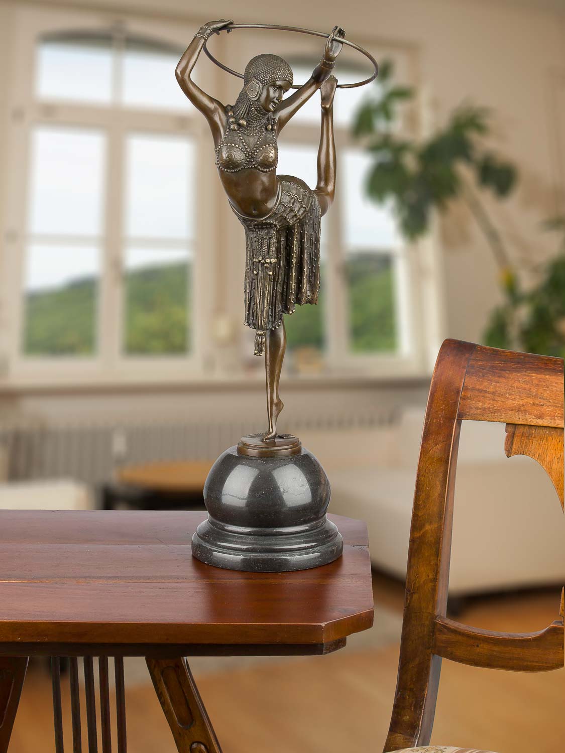 BT-165-05 Bronzeskulptur Tänzerin mit Ring Artdeco Bronze Figur Skulptur 54cm sculpture