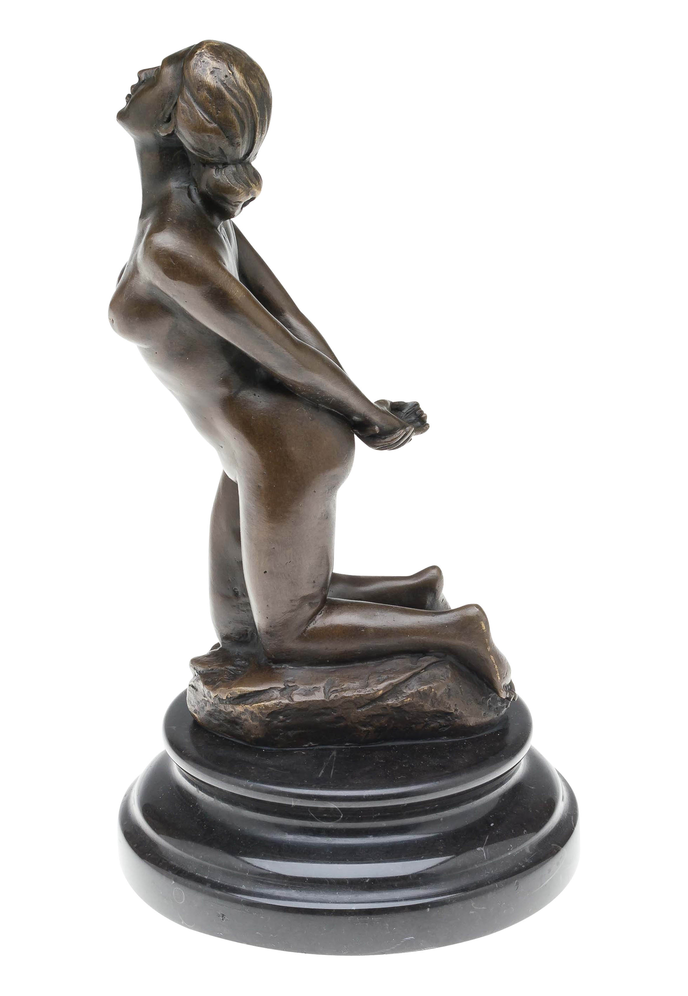 2013-11-30_Auktionshaus_012 Bronze Frau Erotik kniende Bronzefigur Bronzeskulptur Figur antik Stil nude
