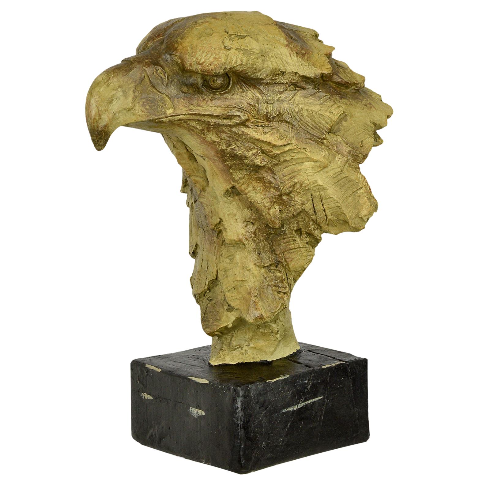 CW-17 Sculpture of an eagle head figure artificial stone figure 29cm antique style