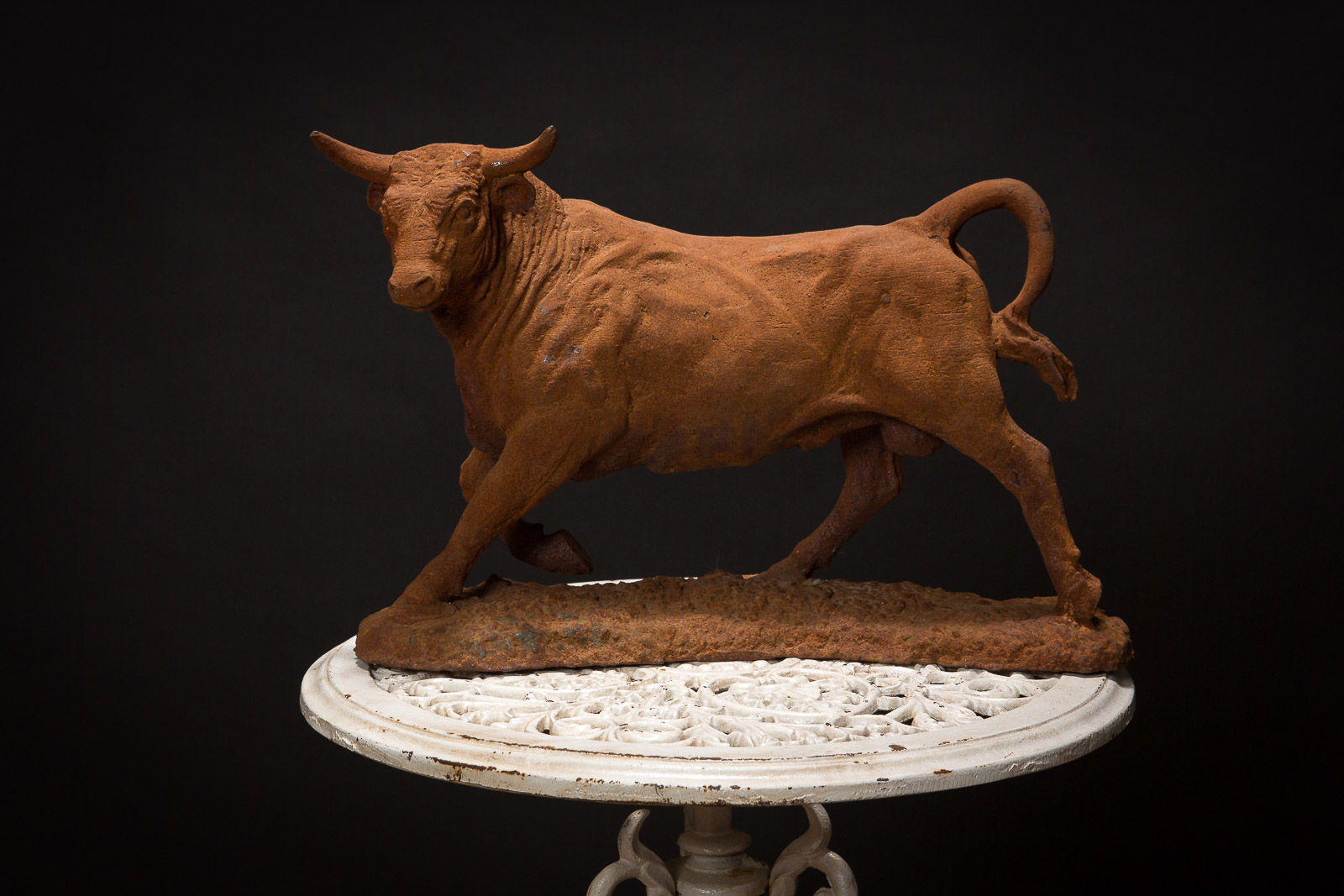 PD-26-R-4 Skulptur Stier Gartenfigur Figur Eisen Garten garden sculpture iron bull art