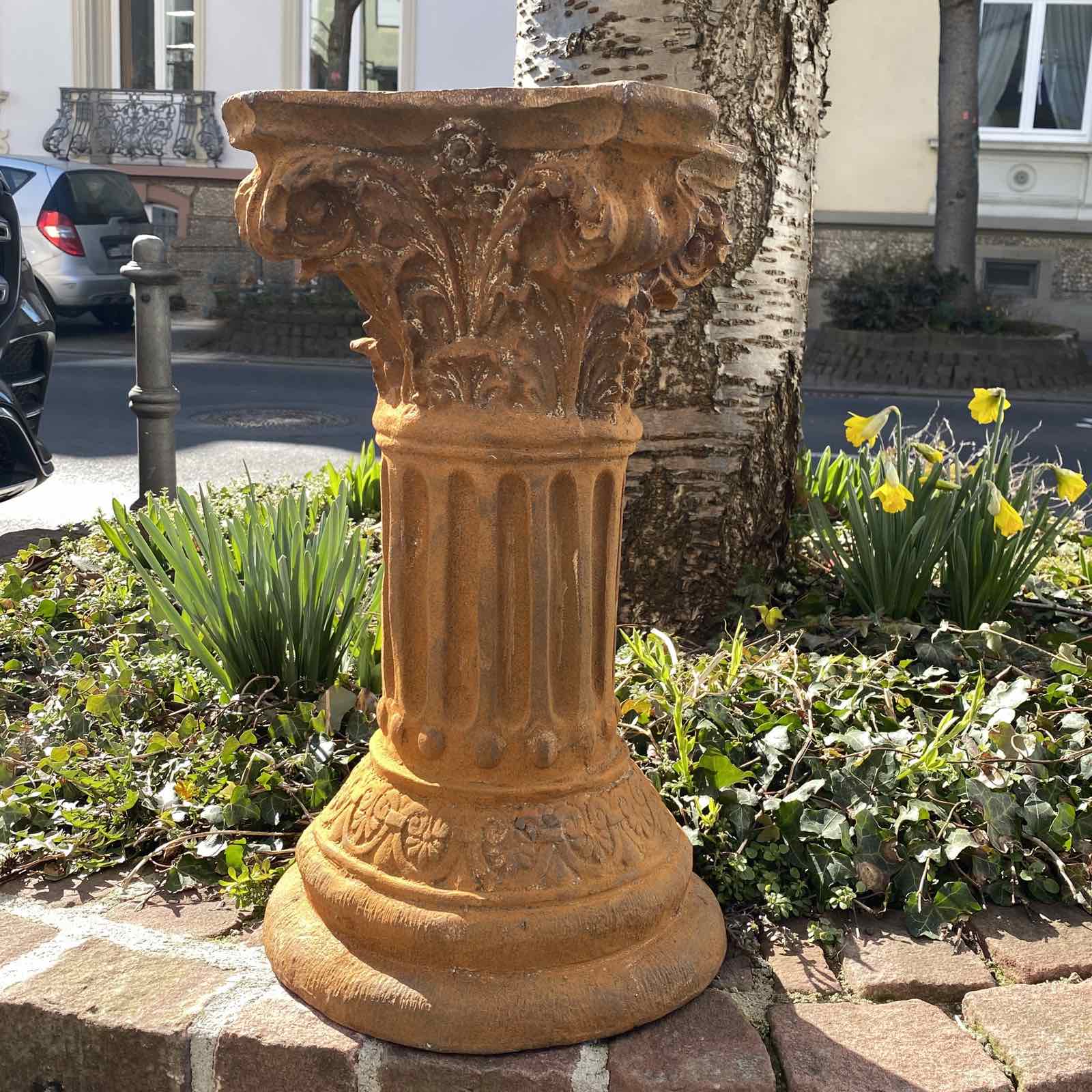 Säule Podest Blumensäule Garten Säule für Skulptur Eisen Rost 49cm Antik-Stil