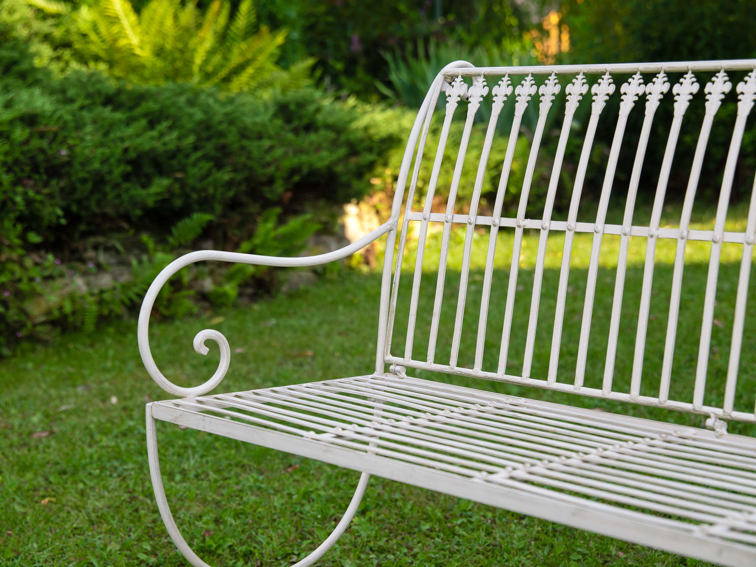 NOSTALGIE GARTENBANK METALL SEHR STABIL ANTIK STIL GARTENMÖBEL GARTEN WEISS