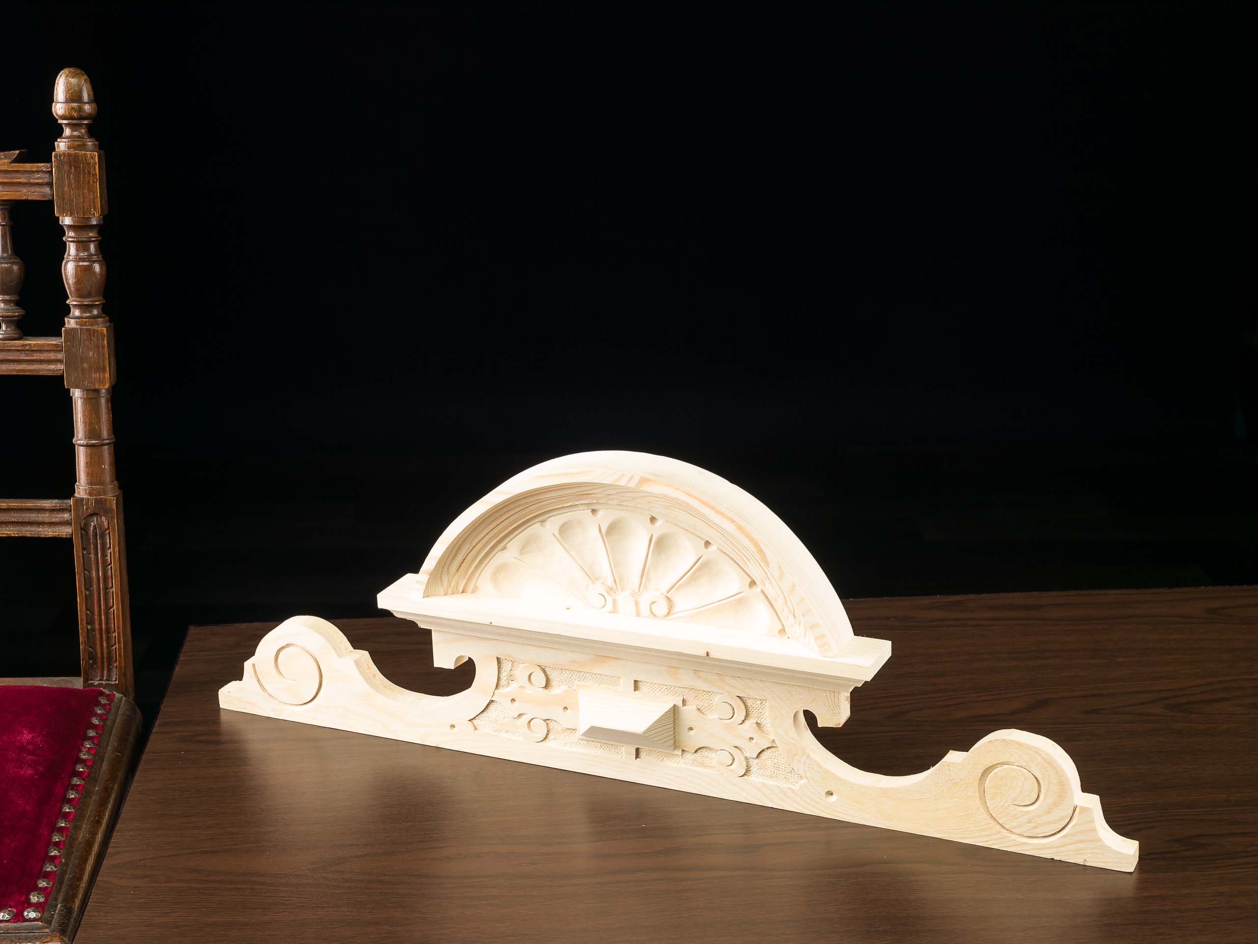 Schrankkrone Holz Schrankaufsatz Schrank Krone 24cm x 68cm Bekrönung antik Stil